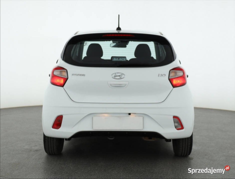 Hyundai i10 10