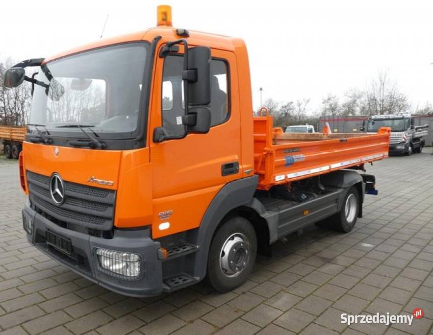 Wywrotka 4x2 Mercedes Warszawa