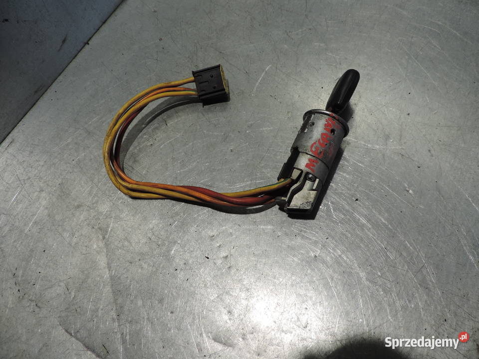 STACYJKA KLUCZYK RENAULT MEGANE 1 Rok produkcji 1999 Nowy Sącz sprzedam