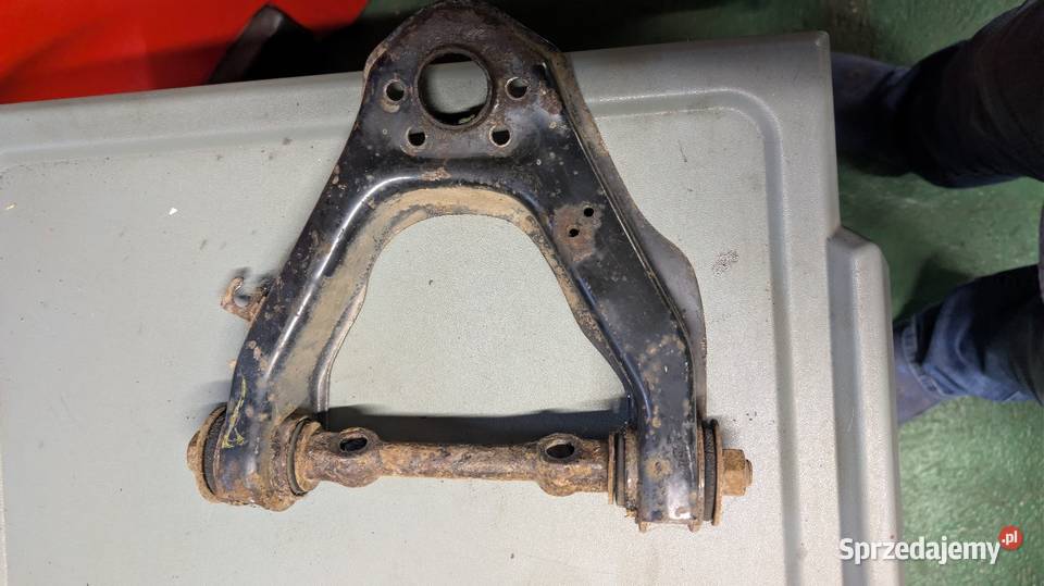 Nissan Terrano 2 wahacz lewy górny Wahacze Gorzów Wielkopolski