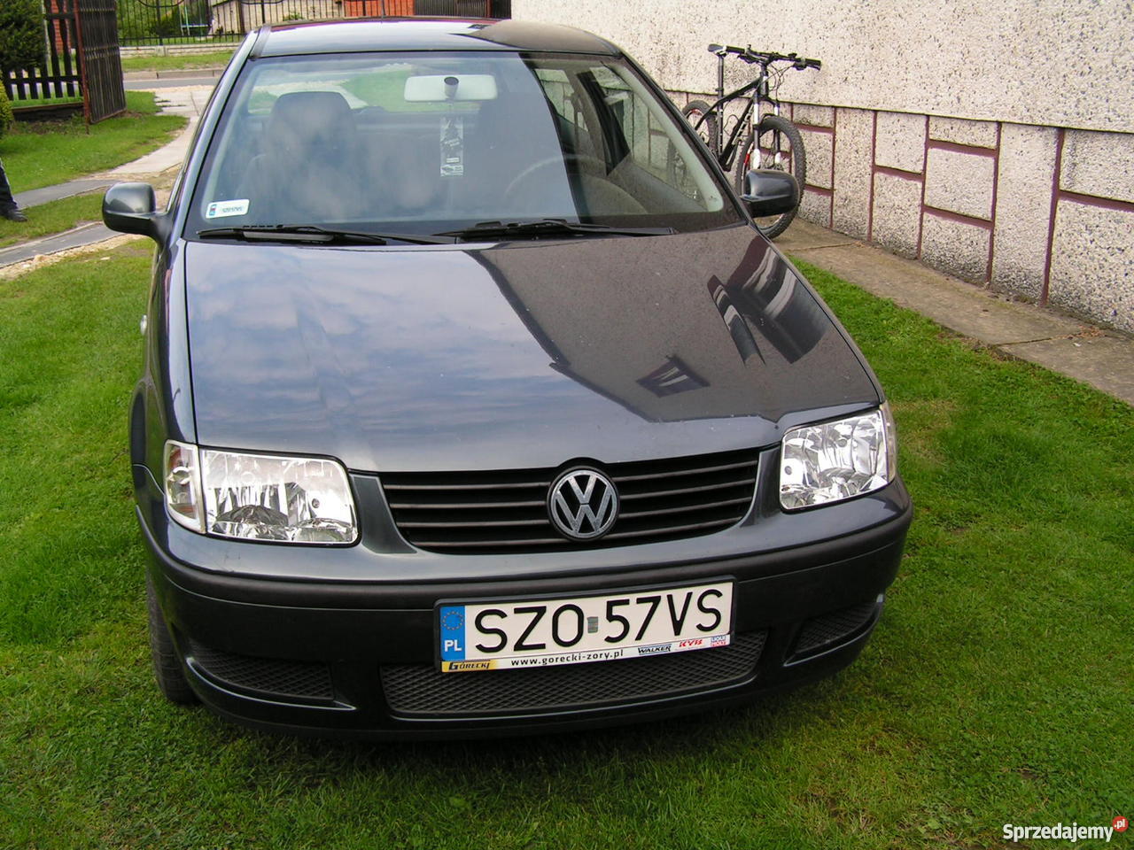 VW POLO LIFT 1,4 MPI KLIMA + opony zimowe Sprzedajemy.pl