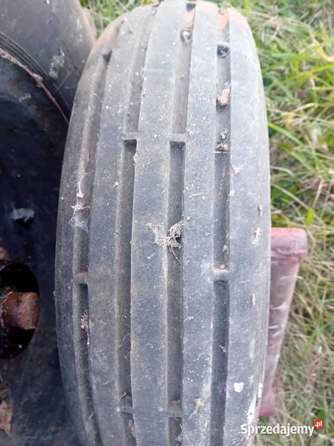 2 Koła koło z piastami snopowiązałki