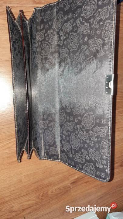 Elegancka Skórzana Aktówka Na Dokumenty Do Pracy Warszawa