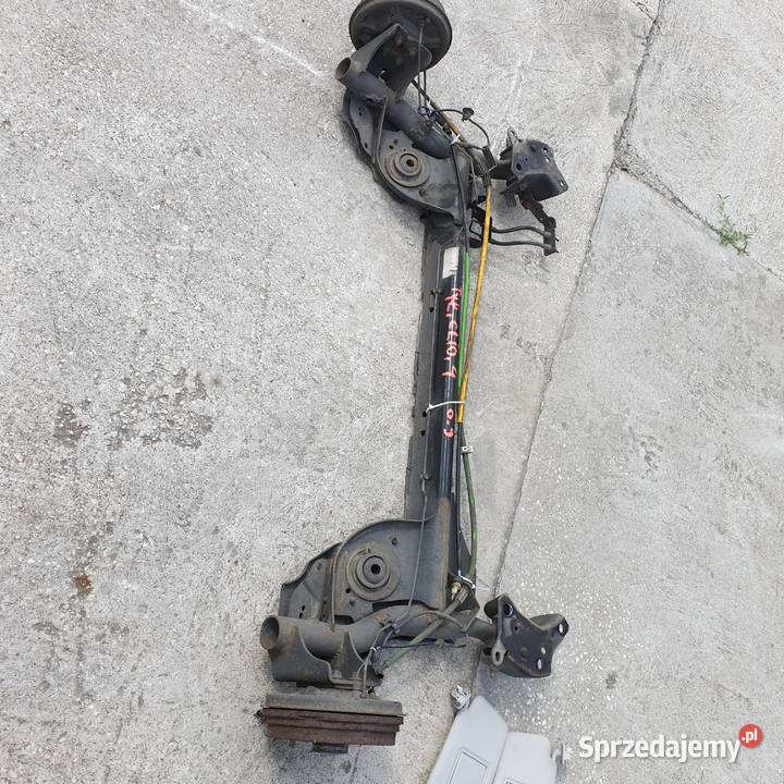 RENAULT CLIO IV OS BELKA ZAWIESZENIA TYL