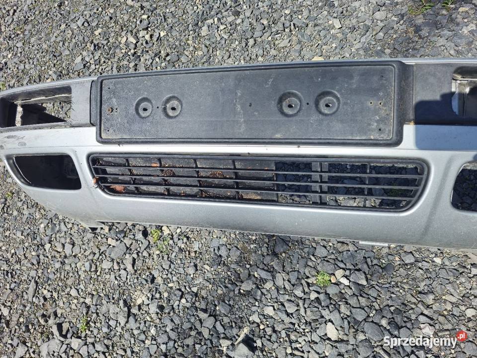 Zderzak Audi 80 B4 Chojnów sprzedam