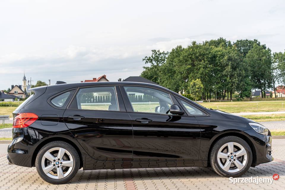 BMW 218D Active Turer niski przebieg małopolskie Szczucin sprzedam
