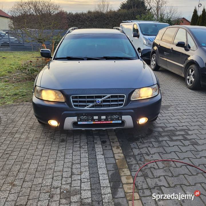 Volvo XC 70 24D AWD Momentum bezwypadkowy bez 252000km Góra Kalwaria