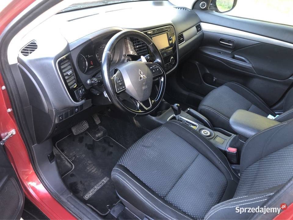 Mitsubishi Outlander 4x4 20 Benzyna 7 osobowy Unisław