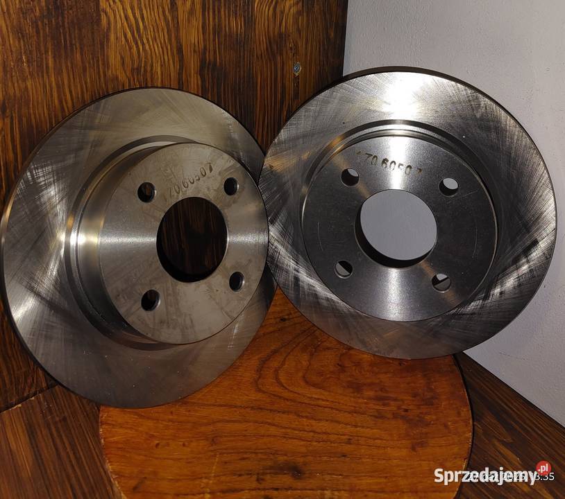 Tarcze hamulcowe przód Nissan Micra K11 komplet Przeczów sprzedam