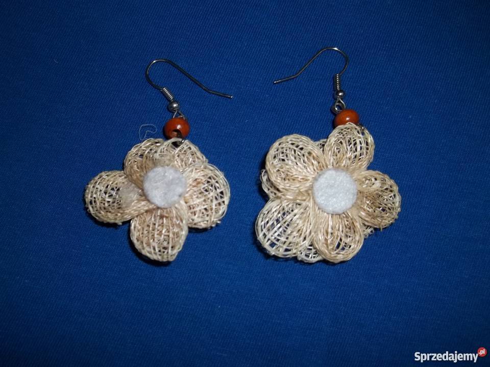 Kolczyki kwiatki mgiełkowe plastikowe