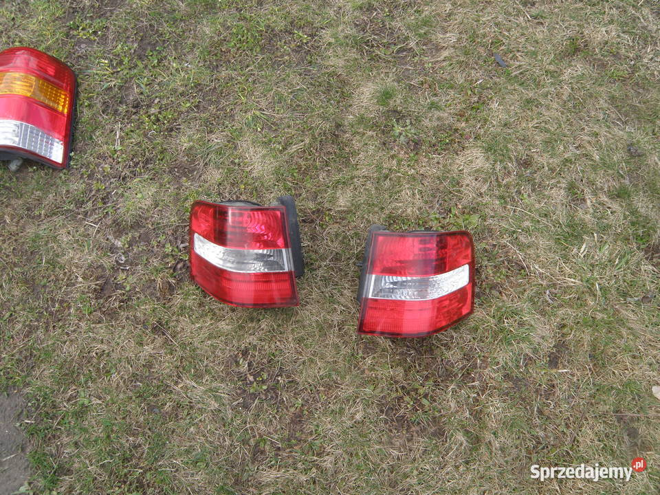 Lampa tylna prawa lewa narożna w błotnik Fiat osobowe Kraków