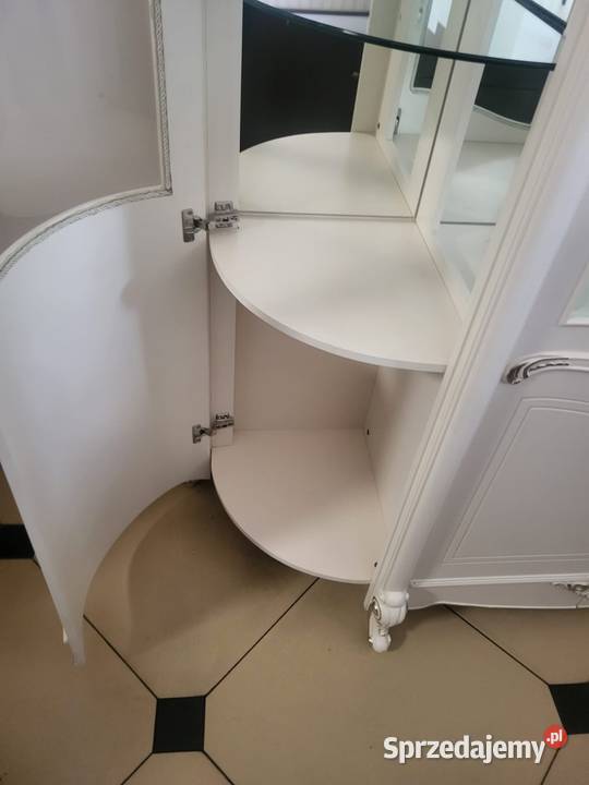 witryna w stylu pałacowym Tuszyn sprzedam