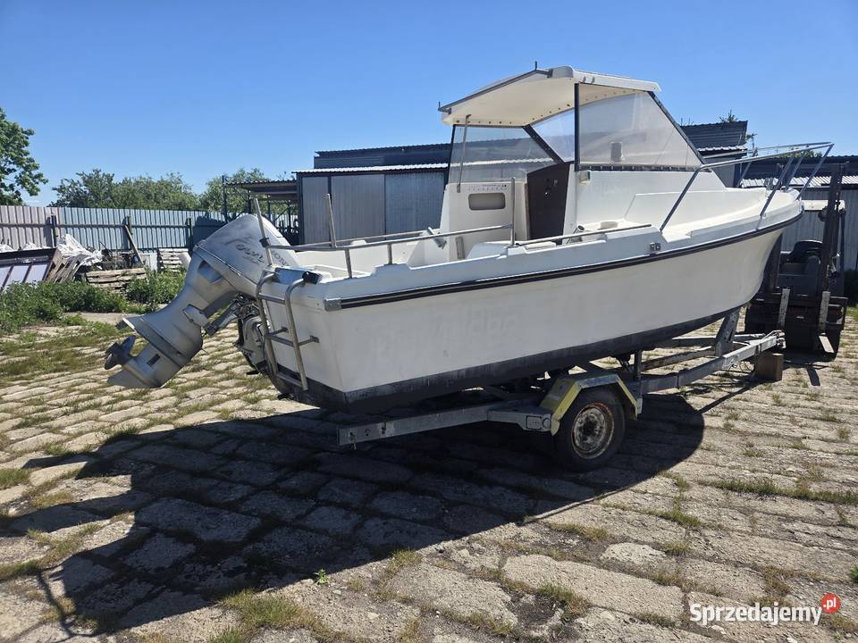 Łódz motorowa pilothouse gib sea Hajnówka