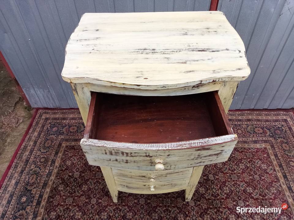 Komodę sprzedam