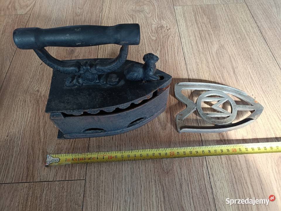 Stare żelazko węglowe z podstawką i kogutem dolnośląskie Wrocław