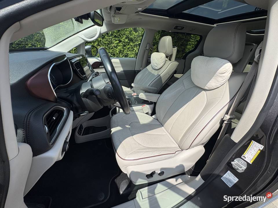 Chrysler Pacifica Limited 2018