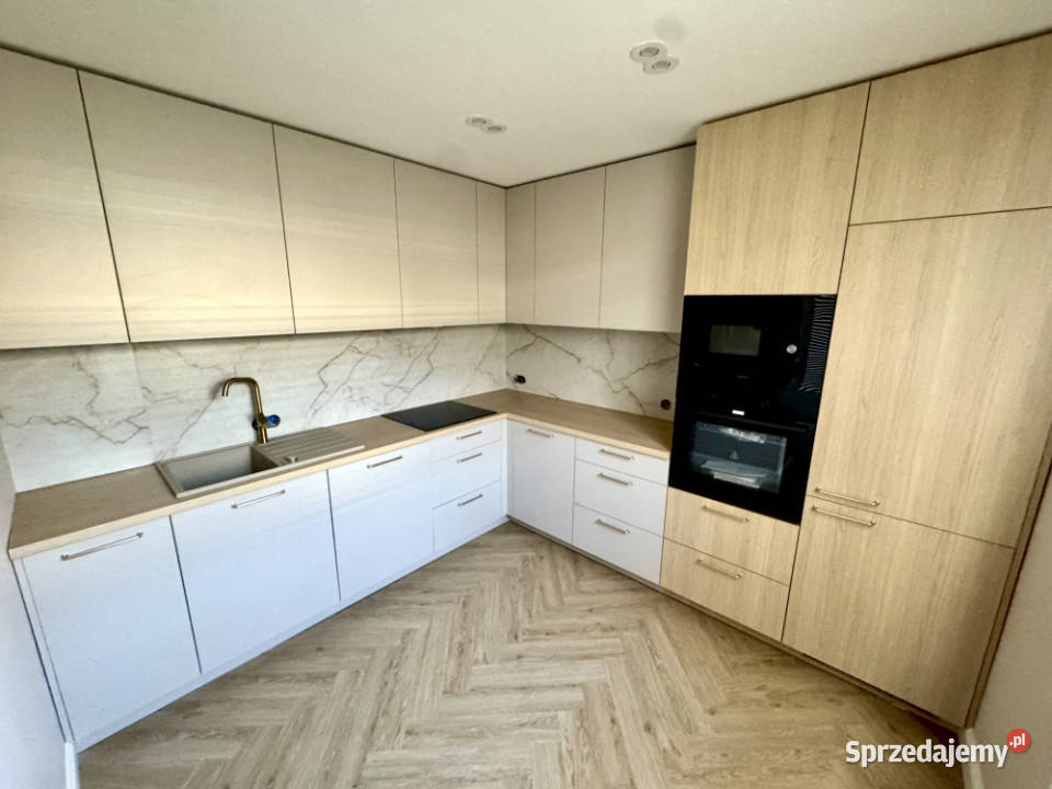 Przestronne mieszkanie z dwoma tarasami i Warszawa sprzedam