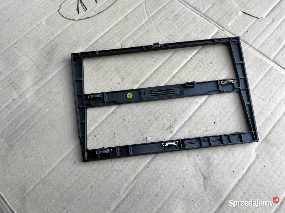 AUDI A4 B5 8D0863263R RAMKA RADIA osobowe lubelskie Kamień-Kolonia