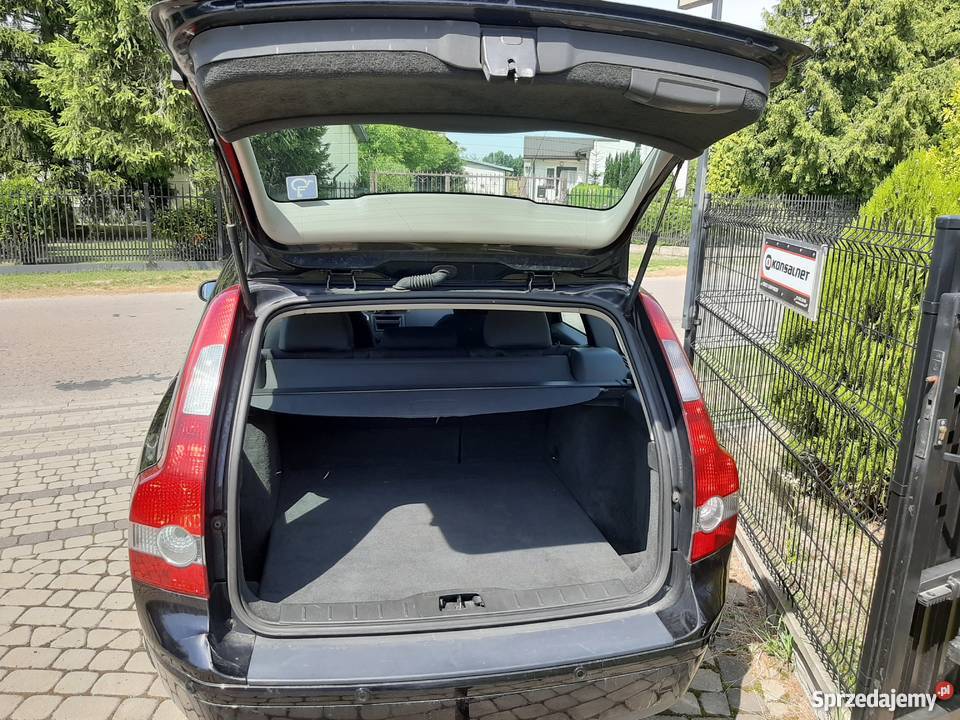 Volvo V50 16d kombi bezwypadkowy czarny metalik ESP Piaseczno