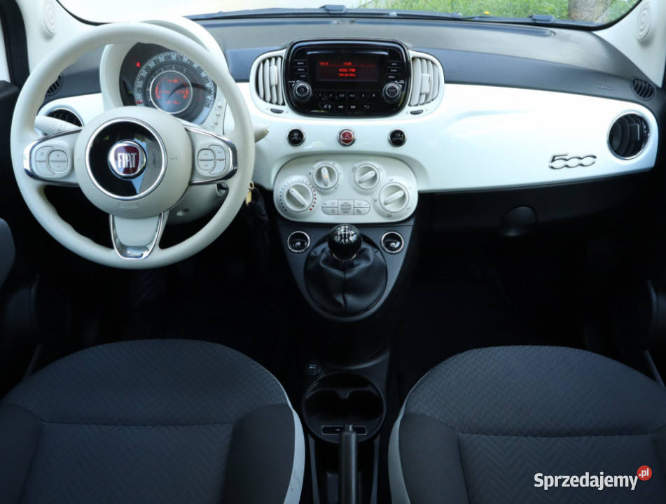Fiat 500 10 mildhybrid Rok produkcji 2020 Piaseczno