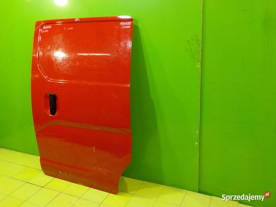 NISSAN NV200 10r VAN drzwi lewe boczne przesuwne Suków sprzedam