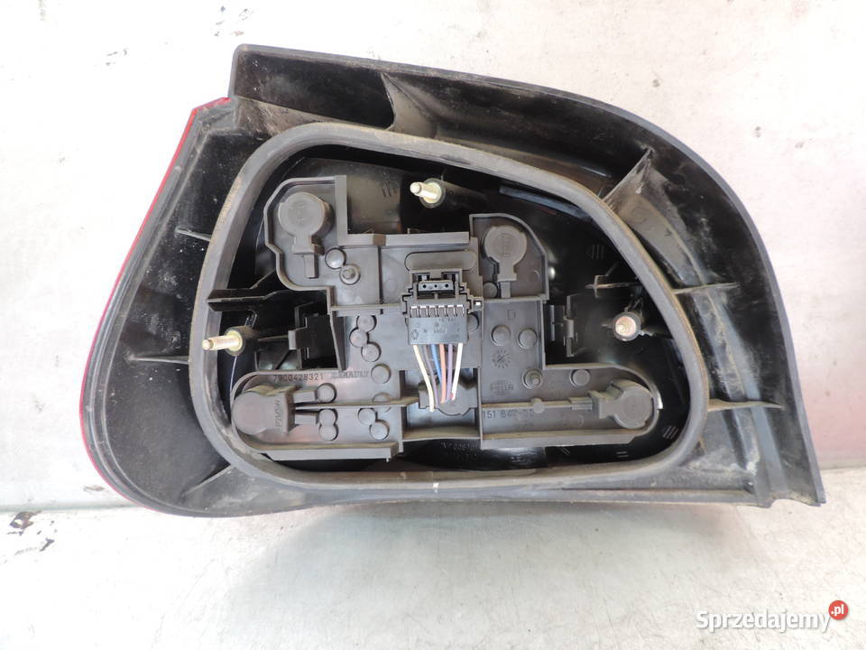 LAMPA PRAWY TYŁ RENAULT MEGANE 1 HB LIFT Oświetlenie Nowy Sącz