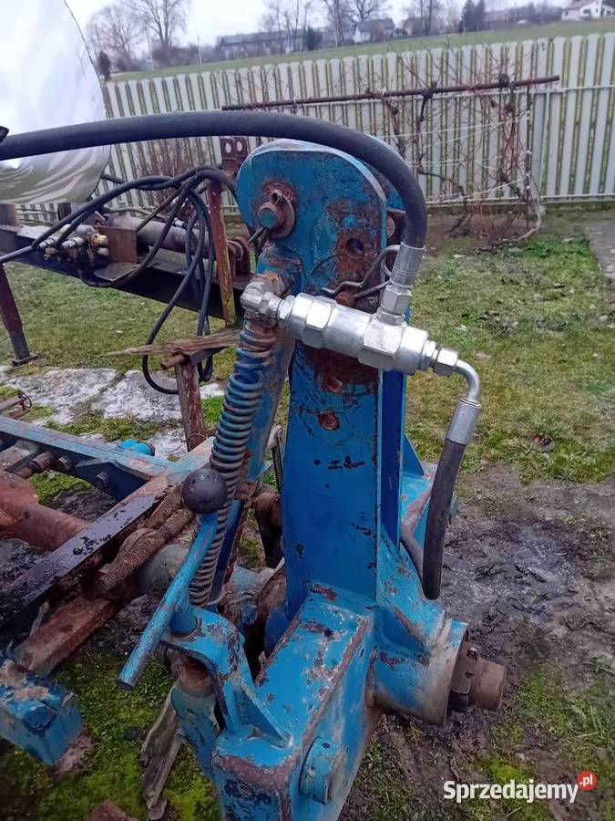 Pług obrotowy nieuszkodzony świętokrzyskie Leśne Chałupy