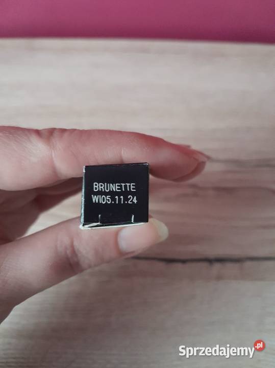 Kredka do brwi Avon Micro Fine 013g Brunette Siewierz sprzedam