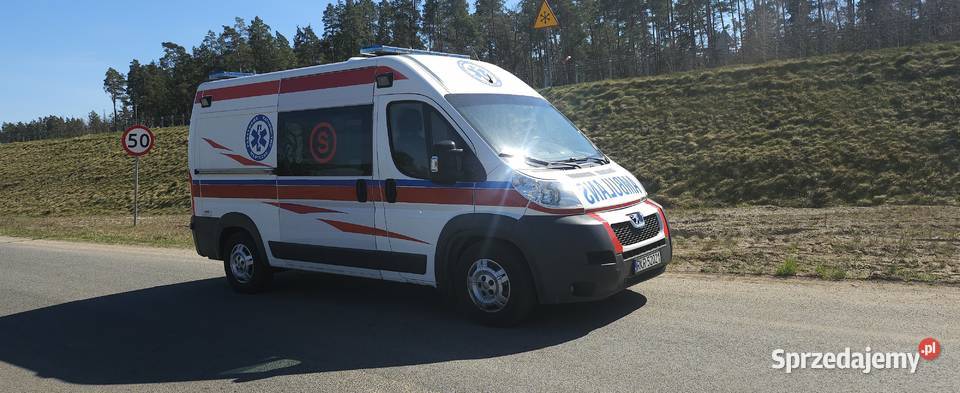 Anbulans peugeot Boxer 30 hdi przejscie Salon PL Biskupiec