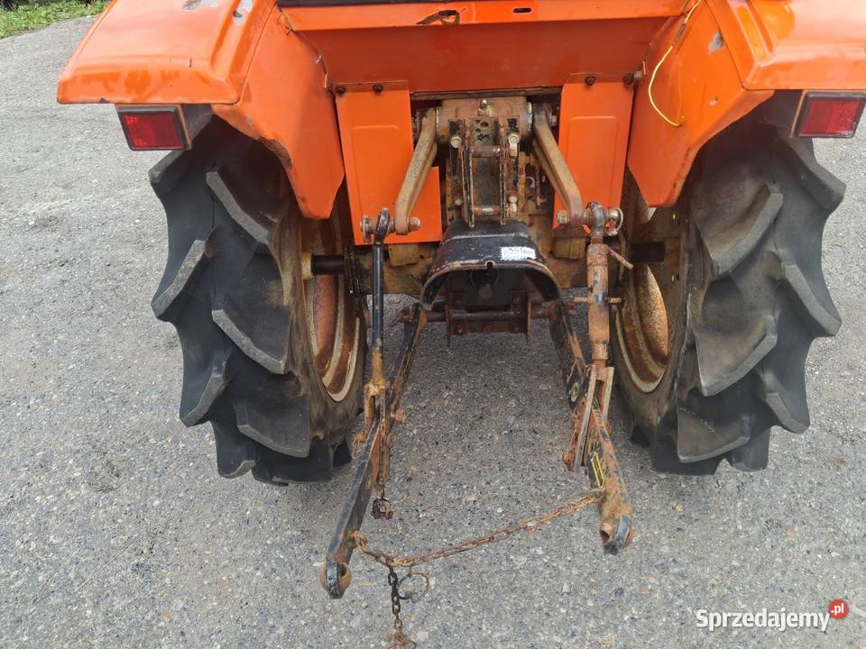 Hinomoto E1804 4x4 Konary