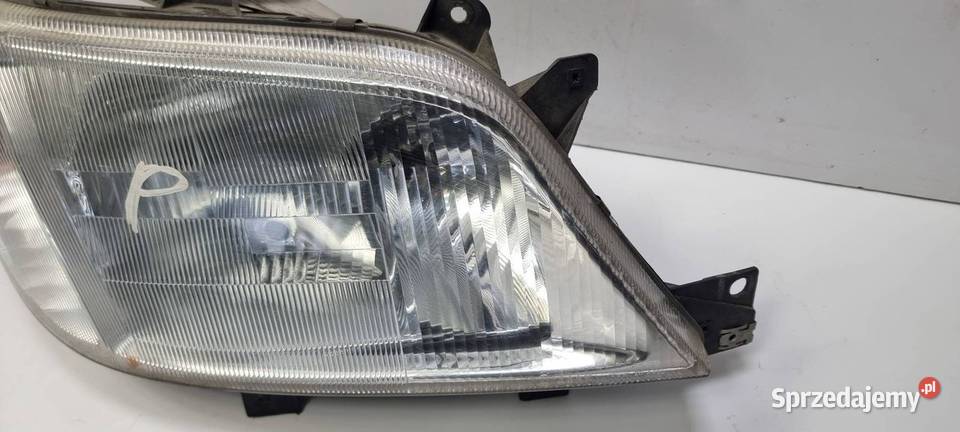 LAMPA PRAWA PRZÓD MERCEDES SPRINTER 208 osobowe