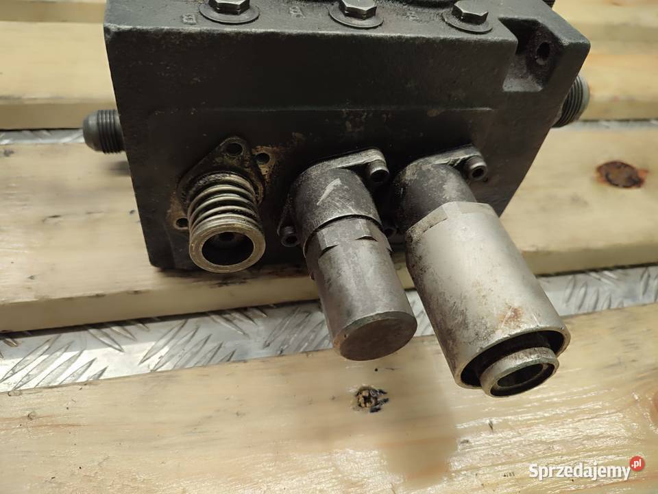 Rozdzielacz hydrauliczny 161B0003 FERMEC 860 Wilkowo