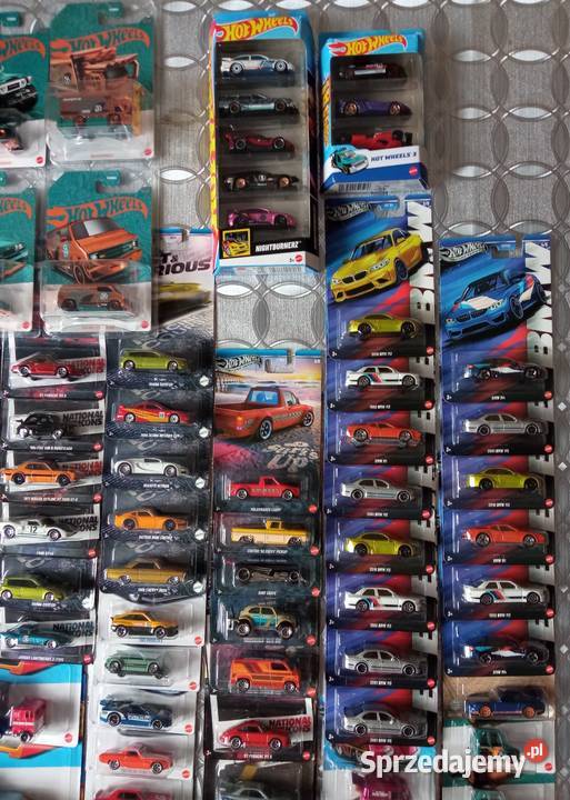 Hot Wheels pół premium HW premium HW Mainy fioletowy Jaworzno