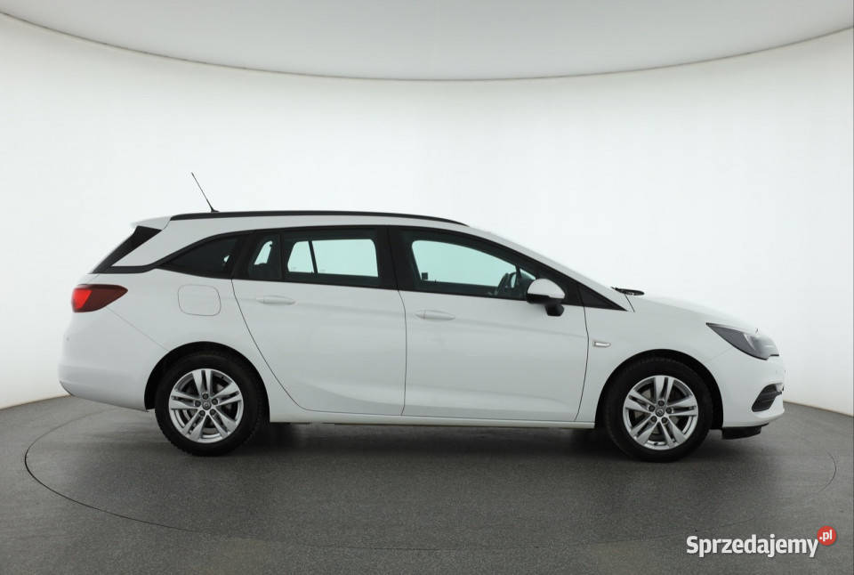 Opel Astra 15 CDTI tempomat Astra Piaseczno