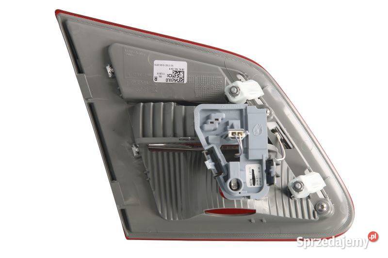 Mercedes W246 1114 Lampa tylna prawa
