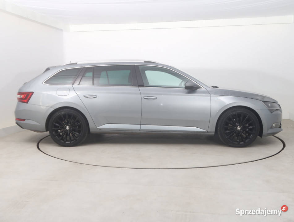 Skoda Superb 20 TSI sprzedam