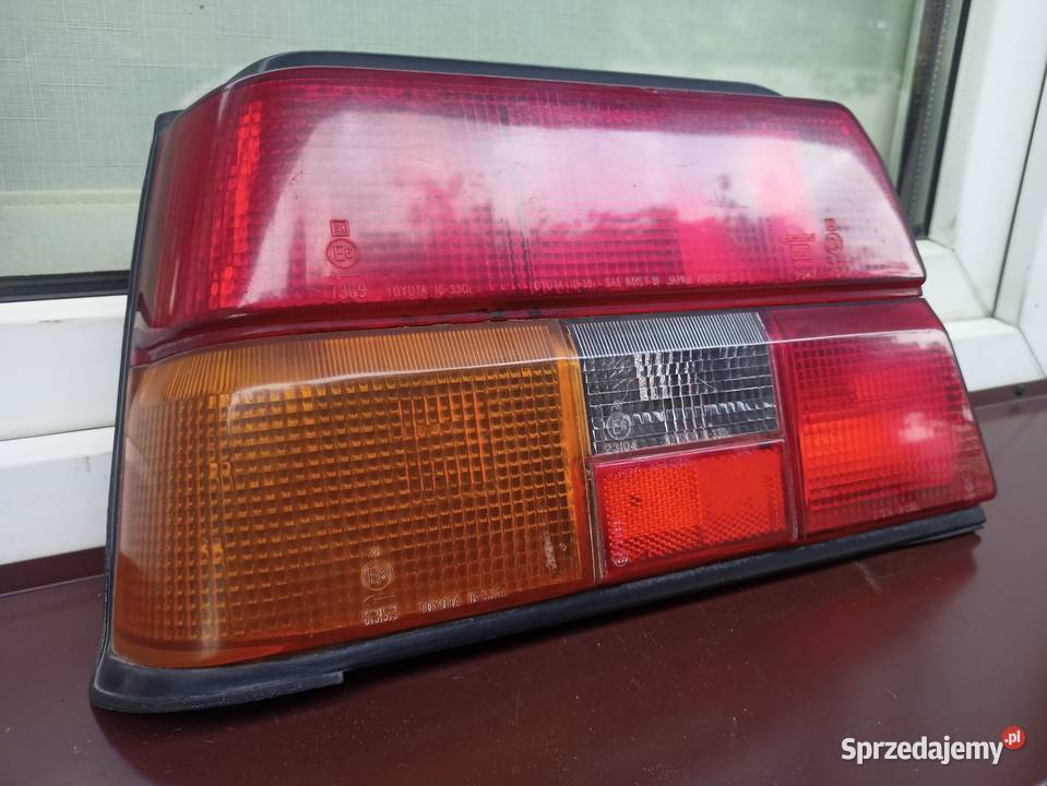 Toyota Tercel L20 lampa tył tylna lewa hatchback Oświetlenie Sieradz