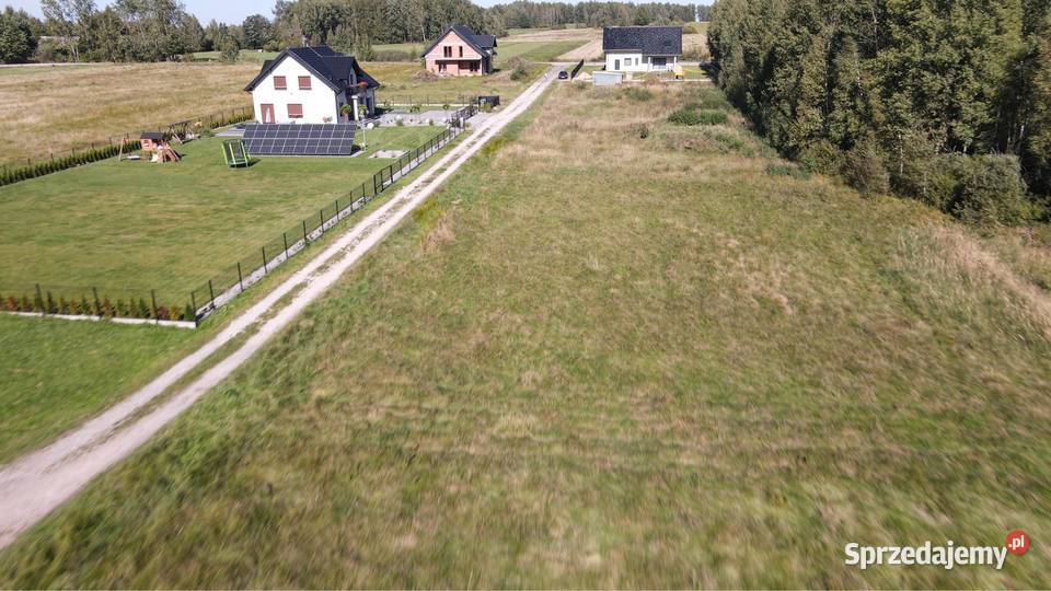 Sprzedam 3 działki budowlane ok 10 arów i dwie 8 świętokrzyskie Mniów sprzedam