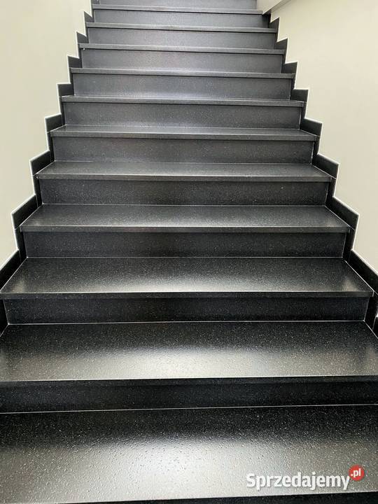Płytki na schody z kapinosem grube 100x30x3 Łask