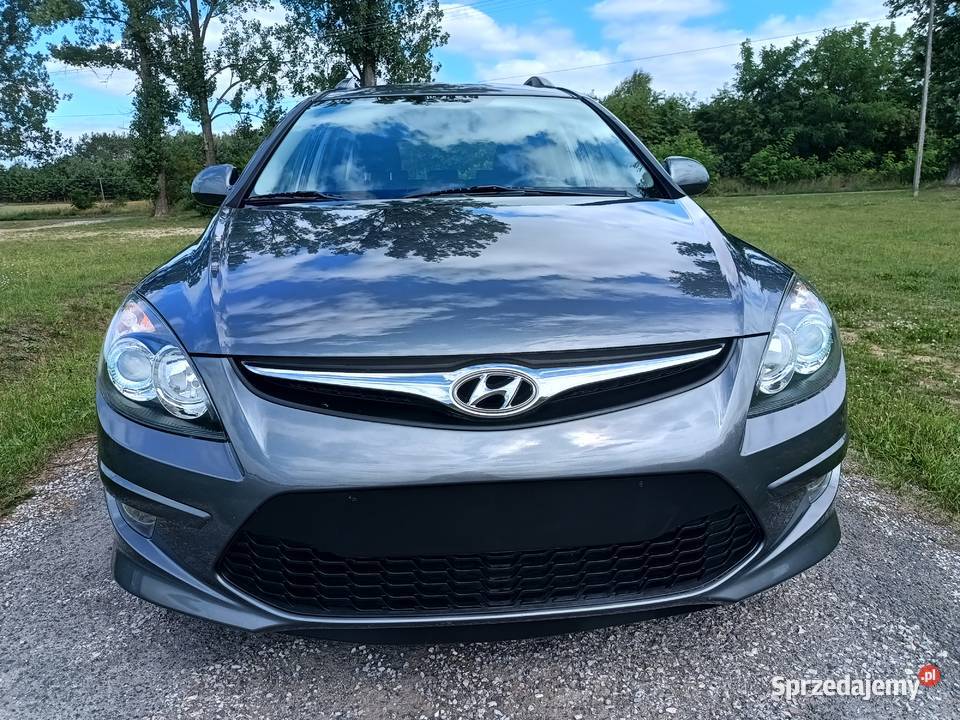 Hyundai i30 CW 16 CRDi koła zimowe manualna