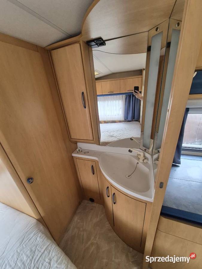 Przyczepa kempingowa Hobby De Luxe 440 Prysznic Kraków