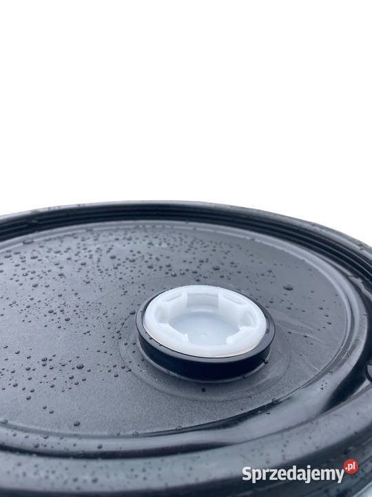 Beczka plastikowa 60l z deklem z korkiem na Walichnowy sprzedam