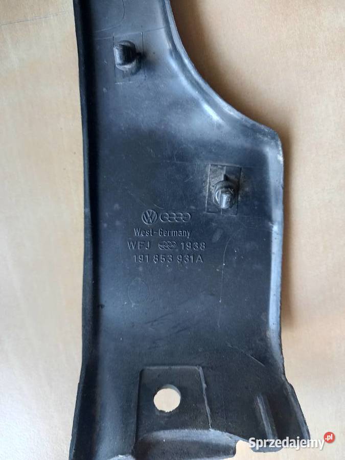VW Golf II nakładka tylnego nadkola lewa Bukownica