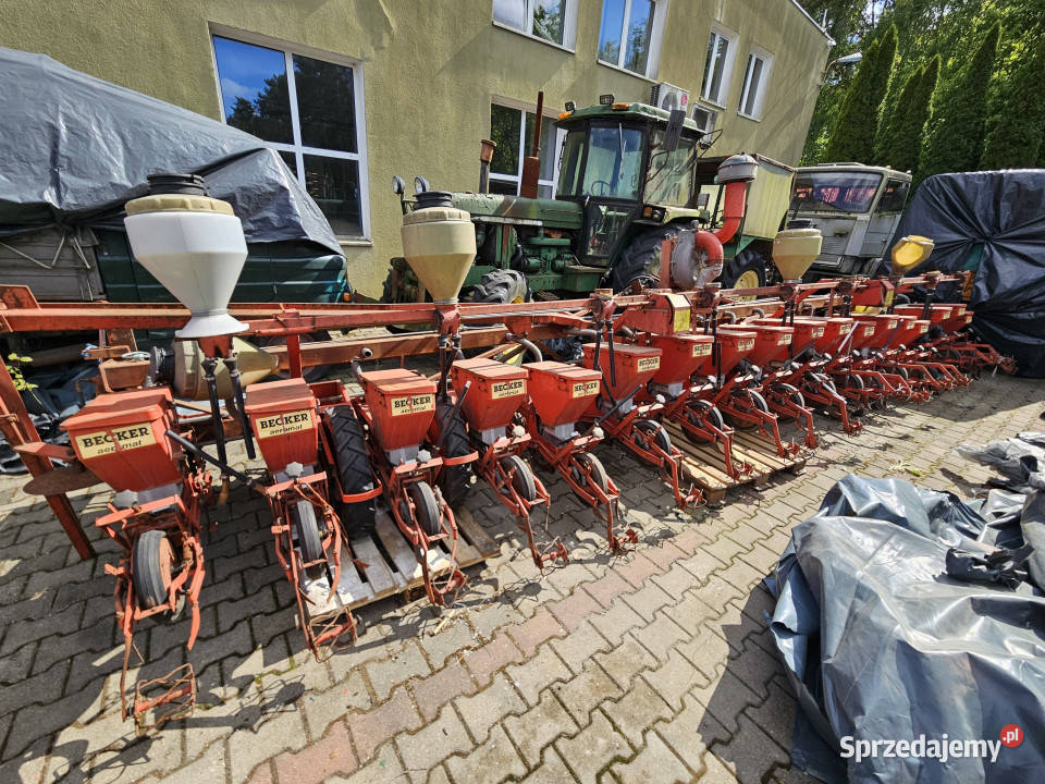 Siewnik do buraków warzyw punktowy Becker Biskupie-Kolonia