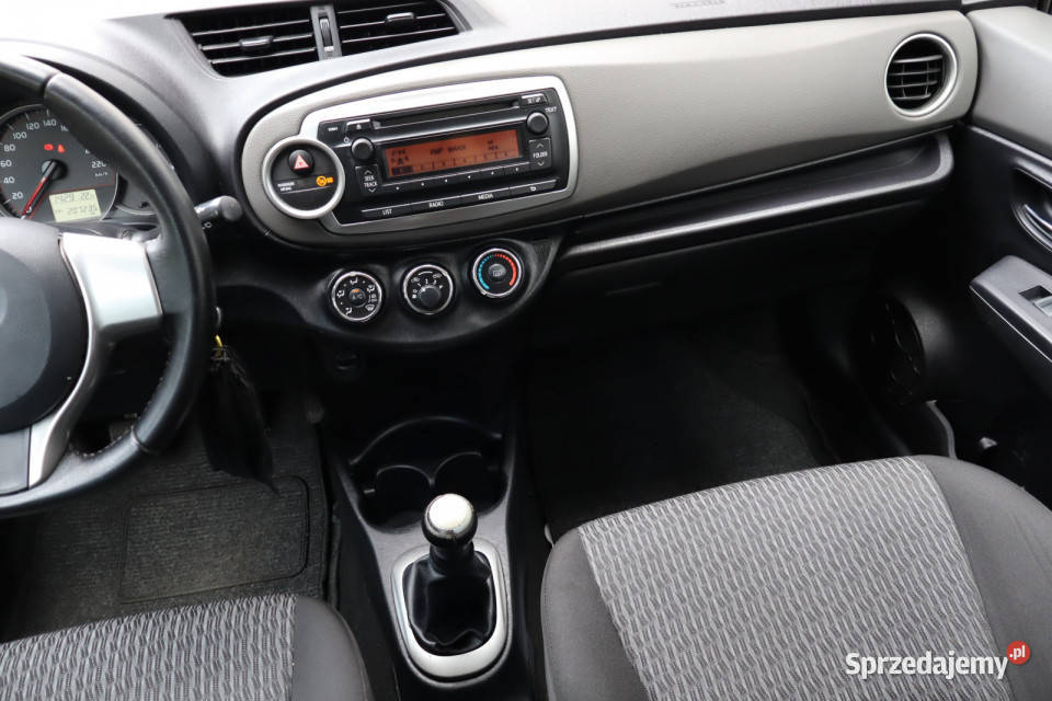 Toyota Yaris 10 VVTi Motoryzacja Zabrze