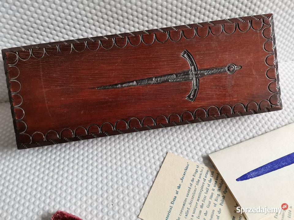 Stary miecz Szczerbiec pamiątka 1000 lat Polski Katowice