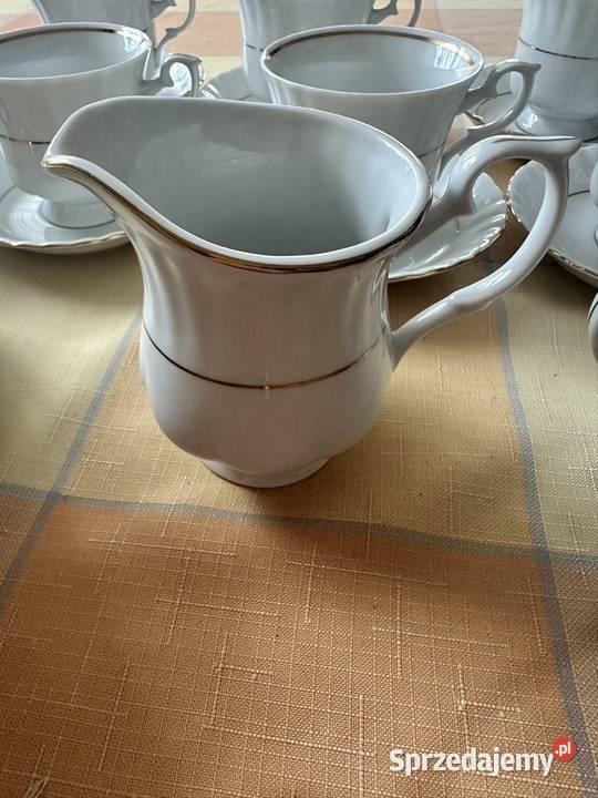 Porcelana Chodzież na 8 osób złota linia Iwona Częstochowa