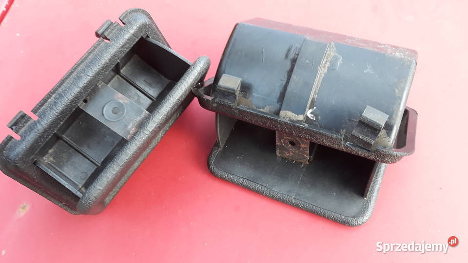 Popielniczki Polonez Caro osobowe Hyżne