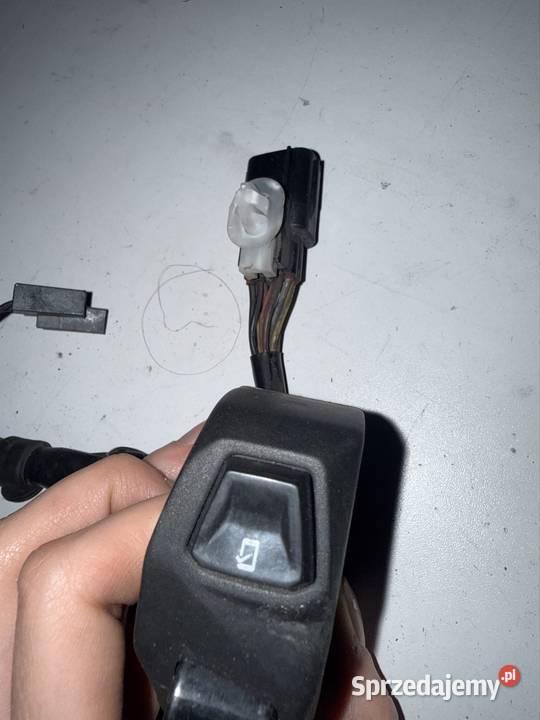 Przełącznik starter Aprilia SR GT 125