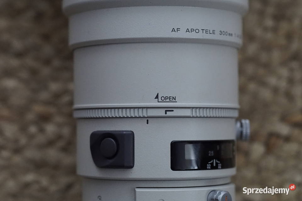 Obiektyw Minolta AF Apo Tele 300mm f4 śląskie Bielsko-Biała